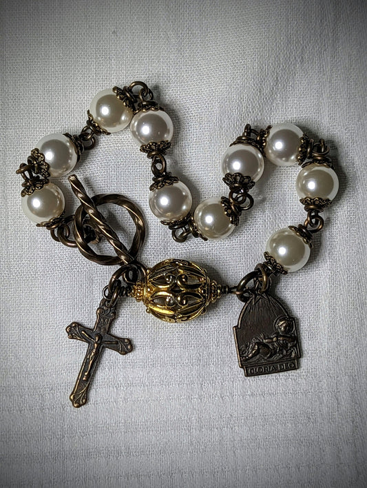 Rosary Bracelet in Swarovski Pearls and Bronze